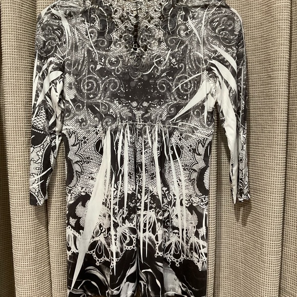 Beaded Detail Printed Tunic, Size Small - Picture 5 of 5
